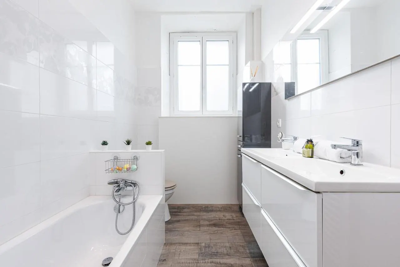 Jean Medecin Av - Large 2 Bdrs Central Ac Nice Apartment