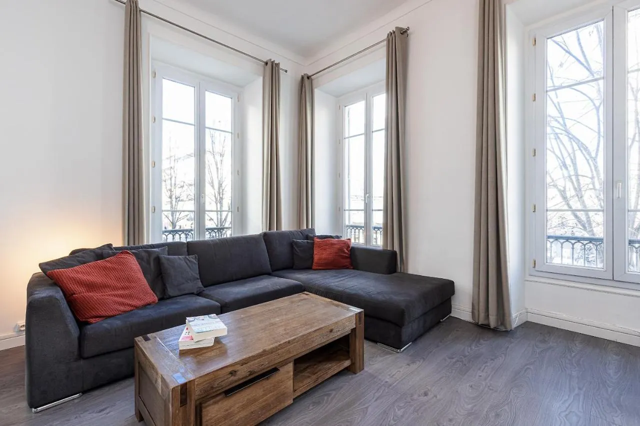 Apartment Jean Medecin Av - Large 2 Bdrs Central Ac Nice